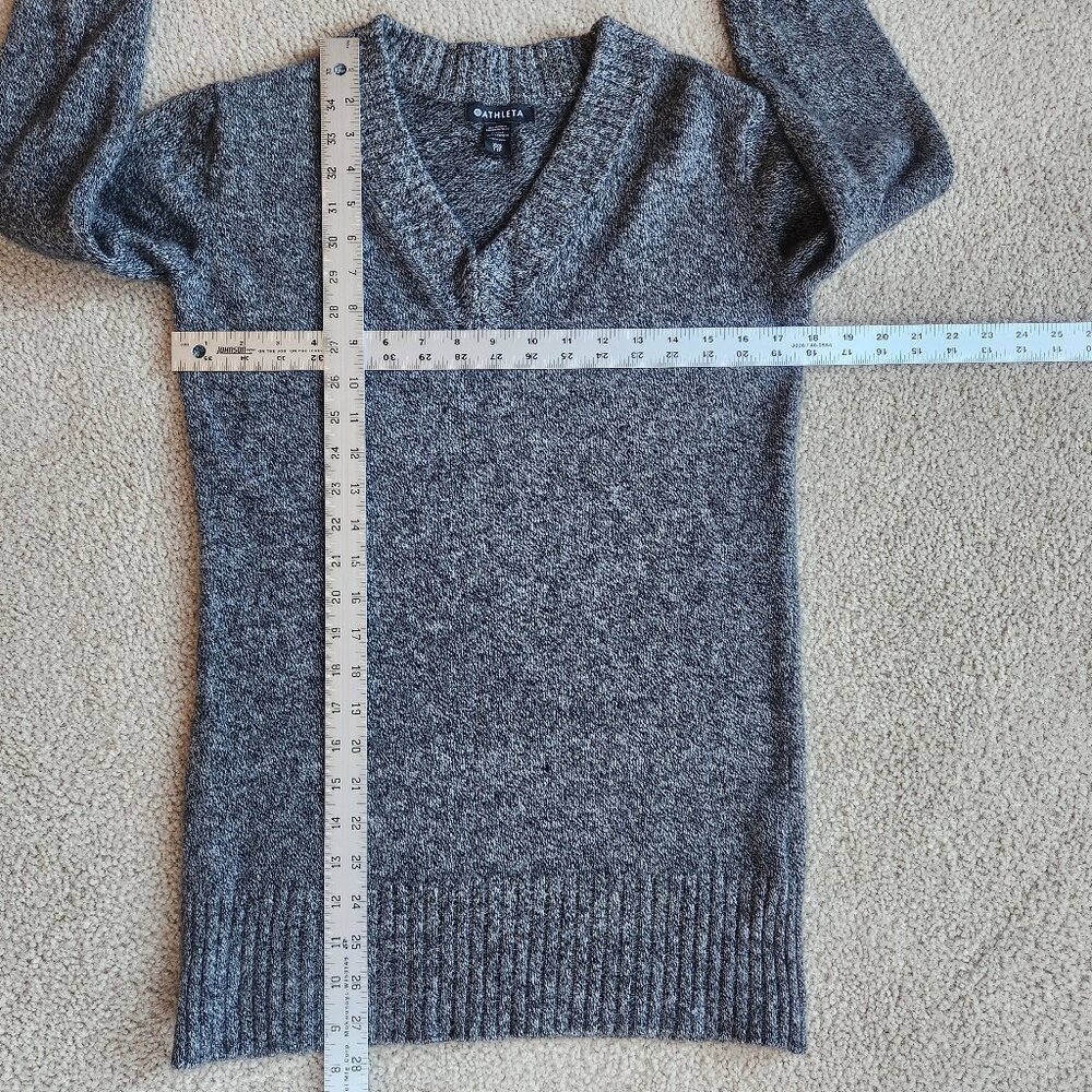 NWOT Athleta Vital V Wool/Cashmere Tunic Sweater Marled Grey - Picture 2 of 12